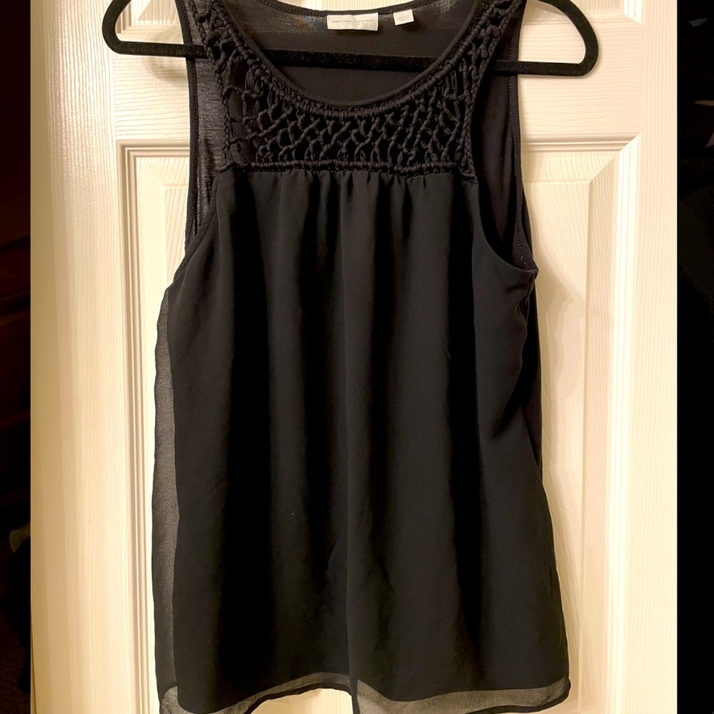 NY&CO black work blouse. Size L.